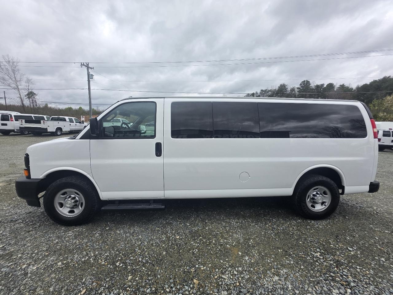 Chevrolet Express LS 3500 Extended 2008