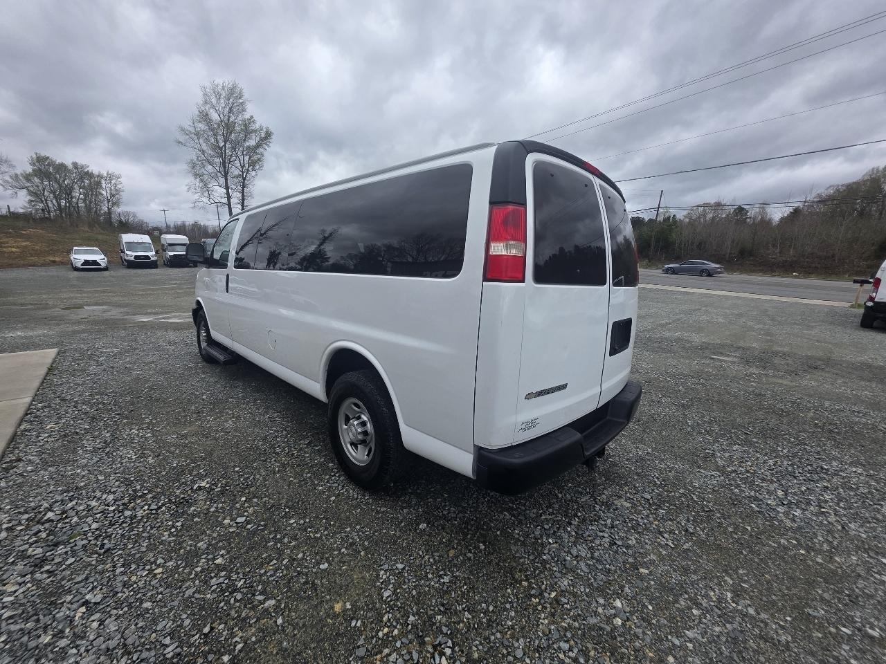 Chevrolet Express LS 3500 Extended 2008
