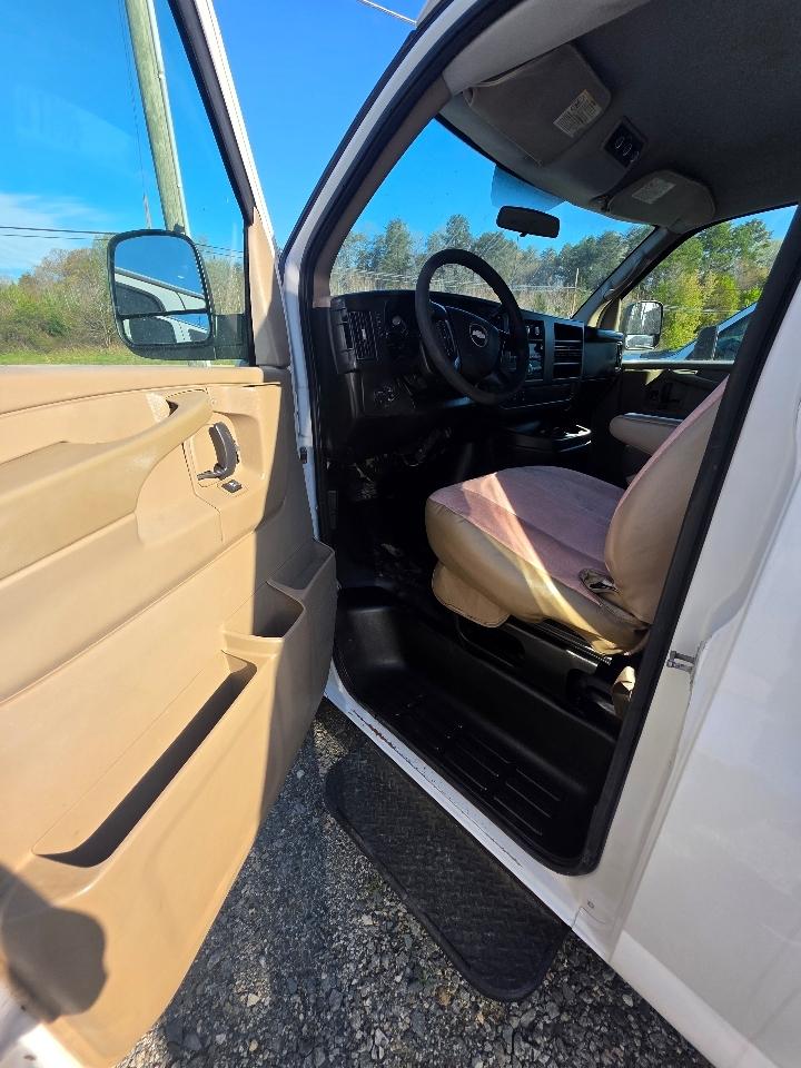 Chevrolet Express LS 3500 Extended 2008