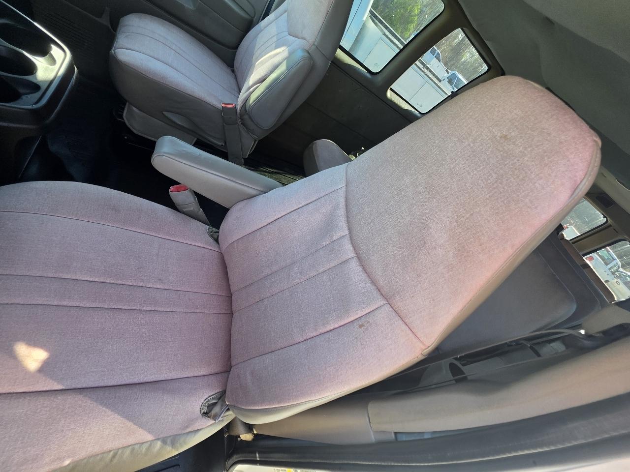 Chevrolet Express LS 3500 Extended 2008