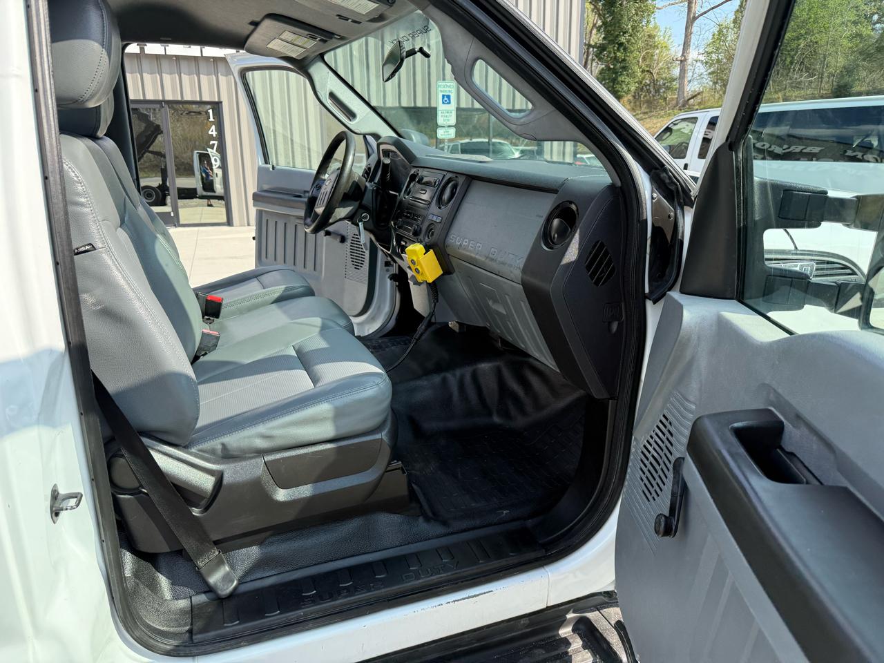 Ford F-350 SD XL DRW 2WD 2015