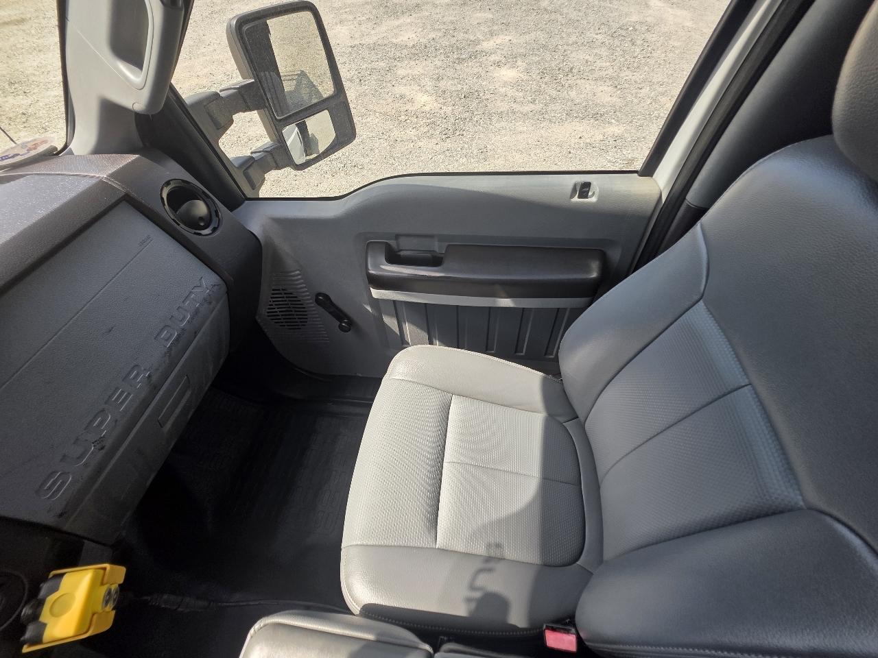 Ford F-350 SD XL DRW 2WD 2015