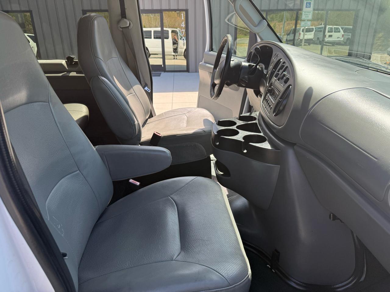 Ford Econoline E-350 Extended 2008