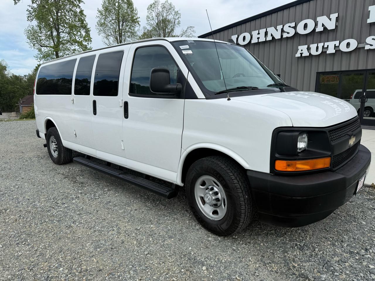 Chevrolet Express LS 3500 Extended 2017
