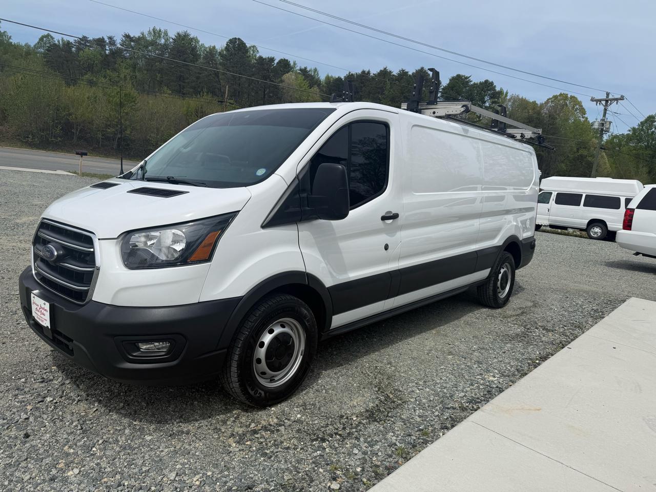 Ford Transit 250 Van Low Roof w/Sliding Pass. 130-in. WB 2020