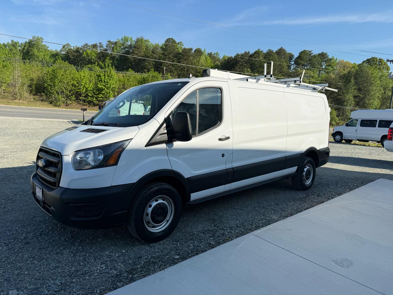 Ford Transit 250 Van Low Roof w/Sliding Pass. 130-in. WB 2020