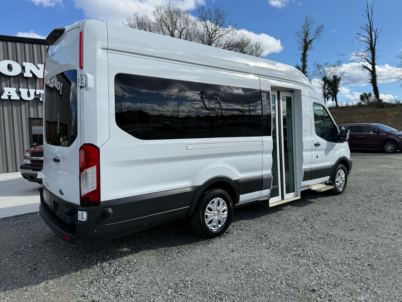 Ford Transit 350 Van High Roof w/Sliding Pass. 148-in. WB EL 2018