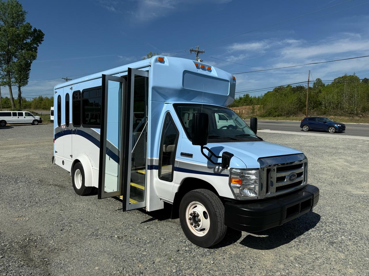 Ford Econoline E350 2017