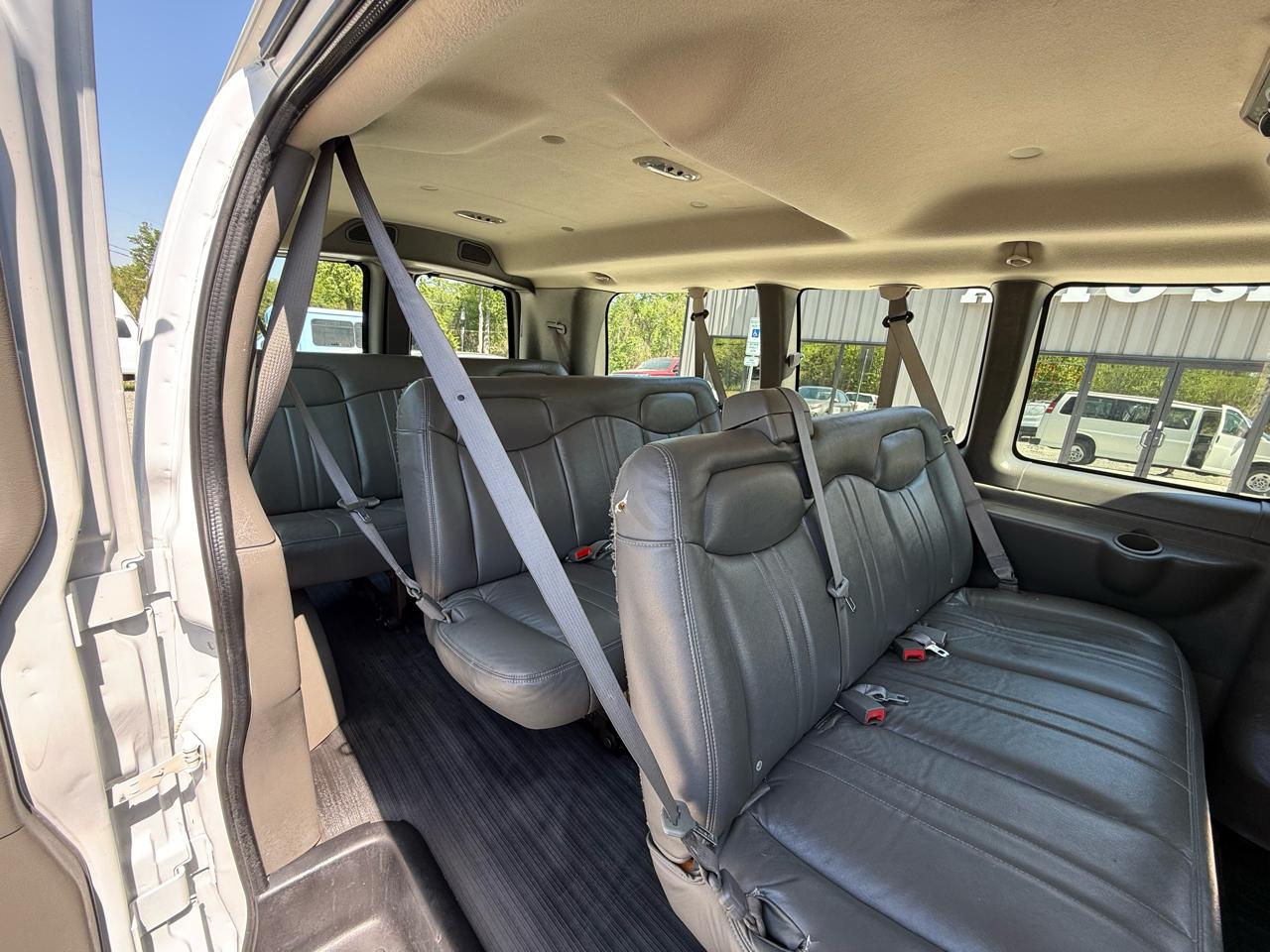 GMC Savana G2500 2007