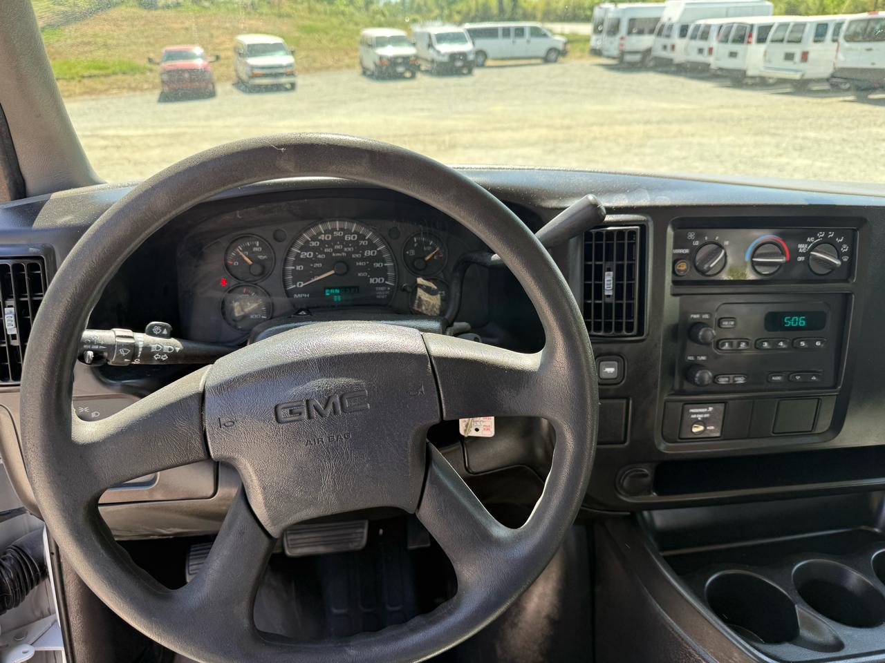 GMC Savana G2500 2007