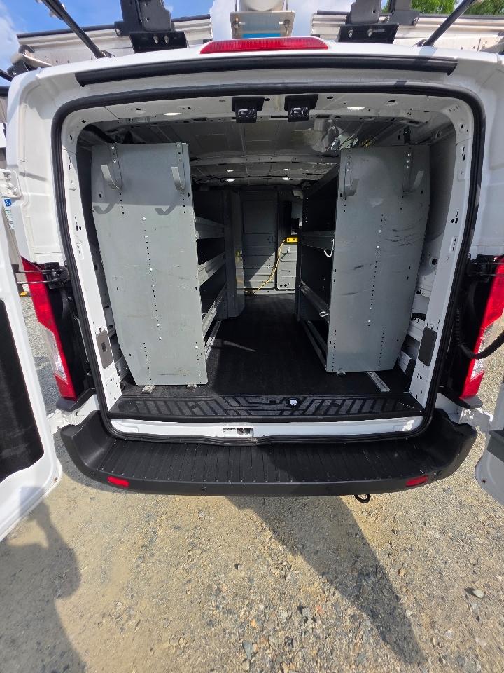 Ford Transit 250 Van Low Roof w/Sliding Pass. 130-in. WB 2020