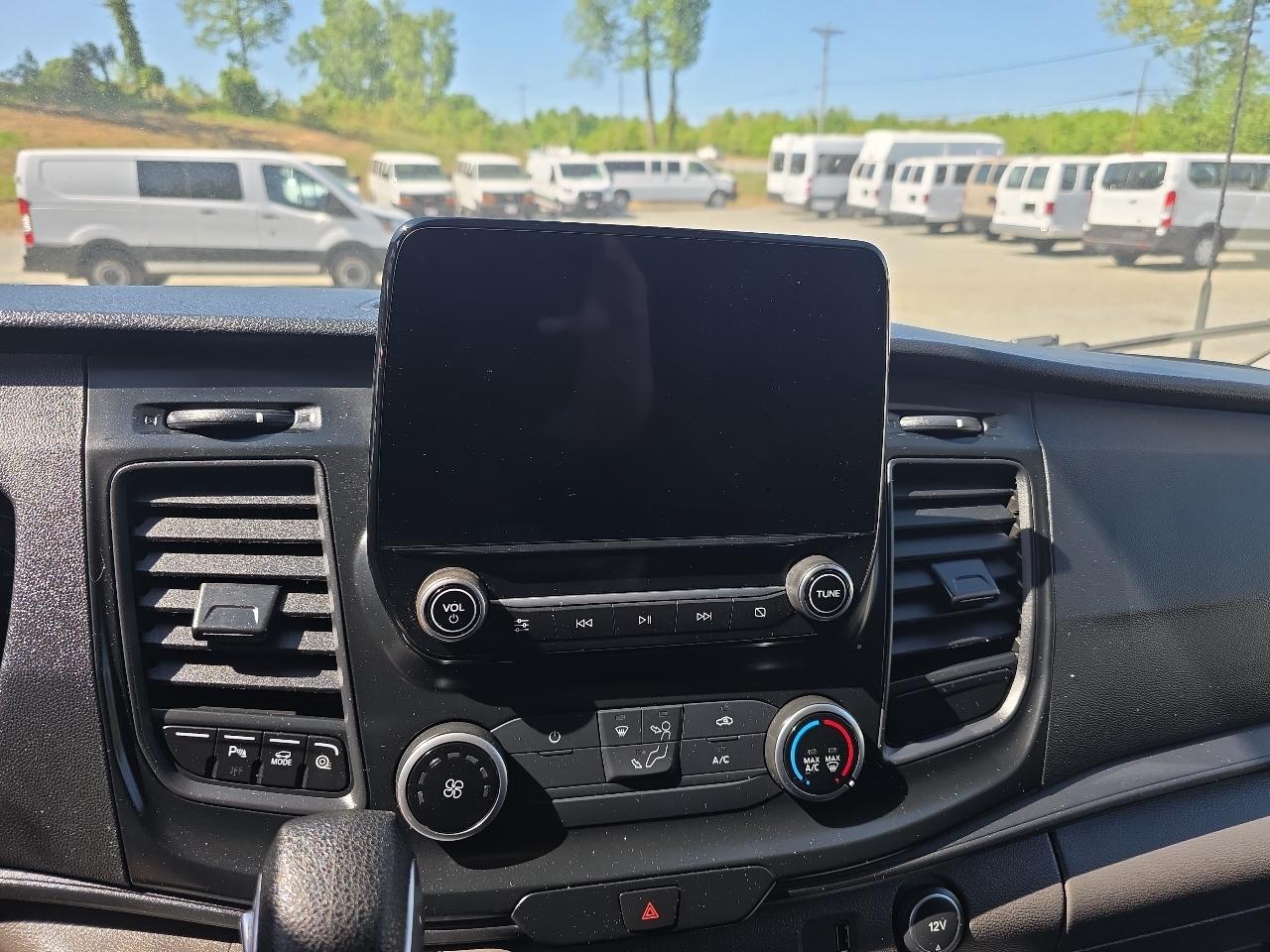 Ford Transit 250 Van Low Roof w/Sliding Pass. 130-in. WB 2020