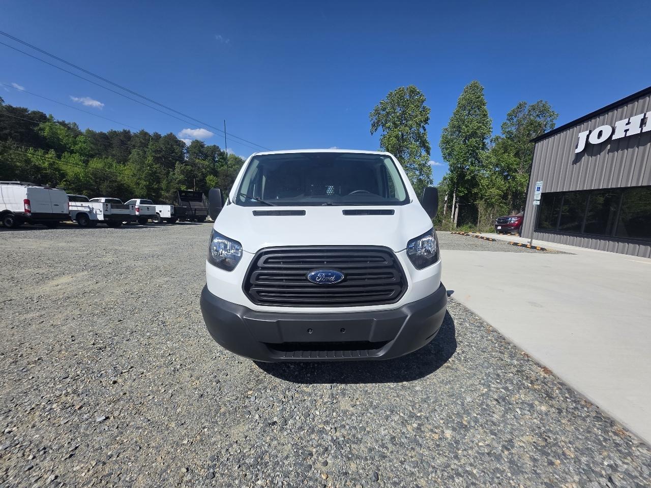 Ford Transit 250 Van Low Roof 60/40 Pass.130-in. WB 2018
