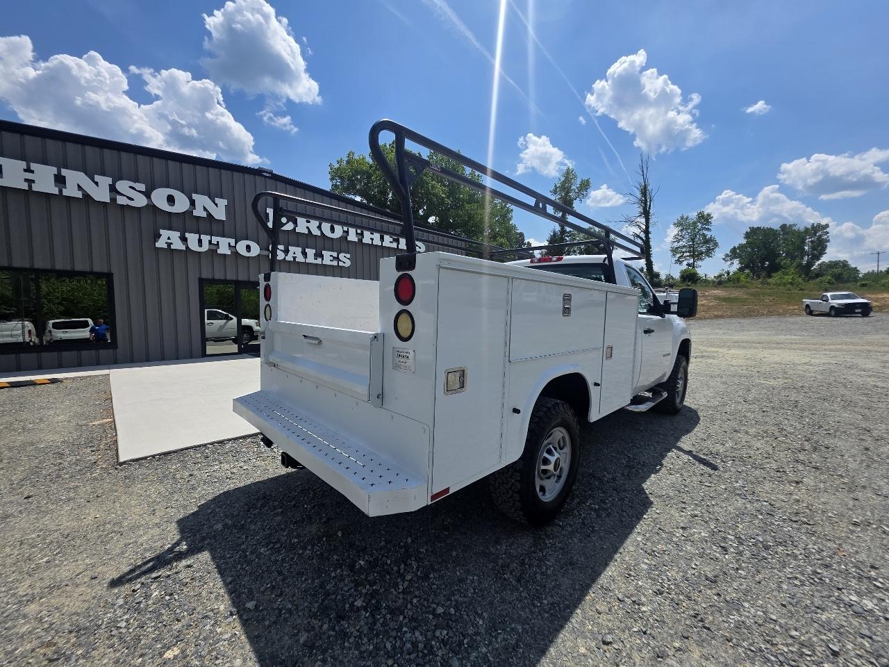 GMC Sierra 2500HD 2WD Reg Cab 133" Work Truck 2012