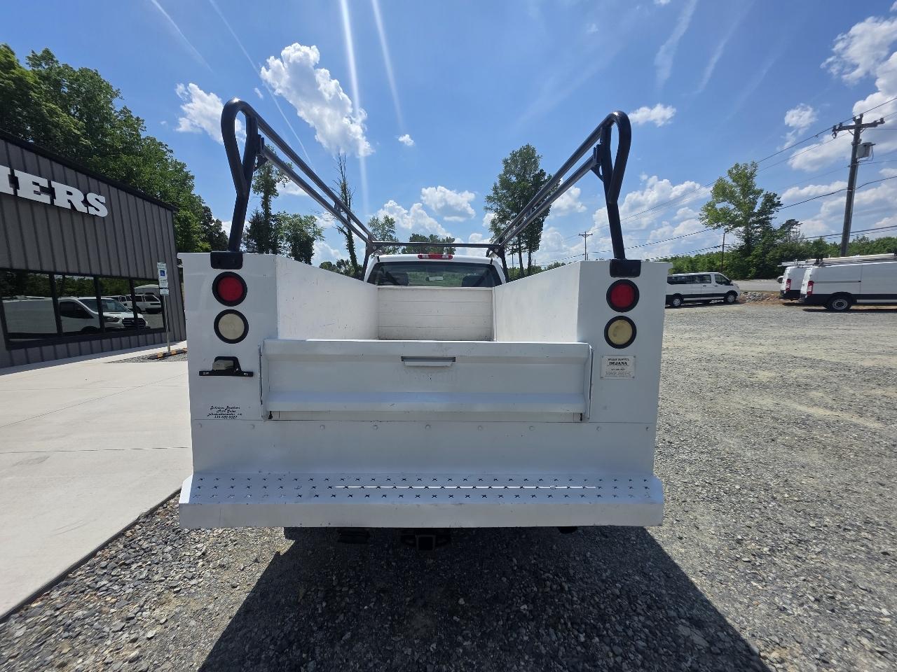 GMC Sierra 2500HD 2WD Reg Cab 133" Work Truck 2012