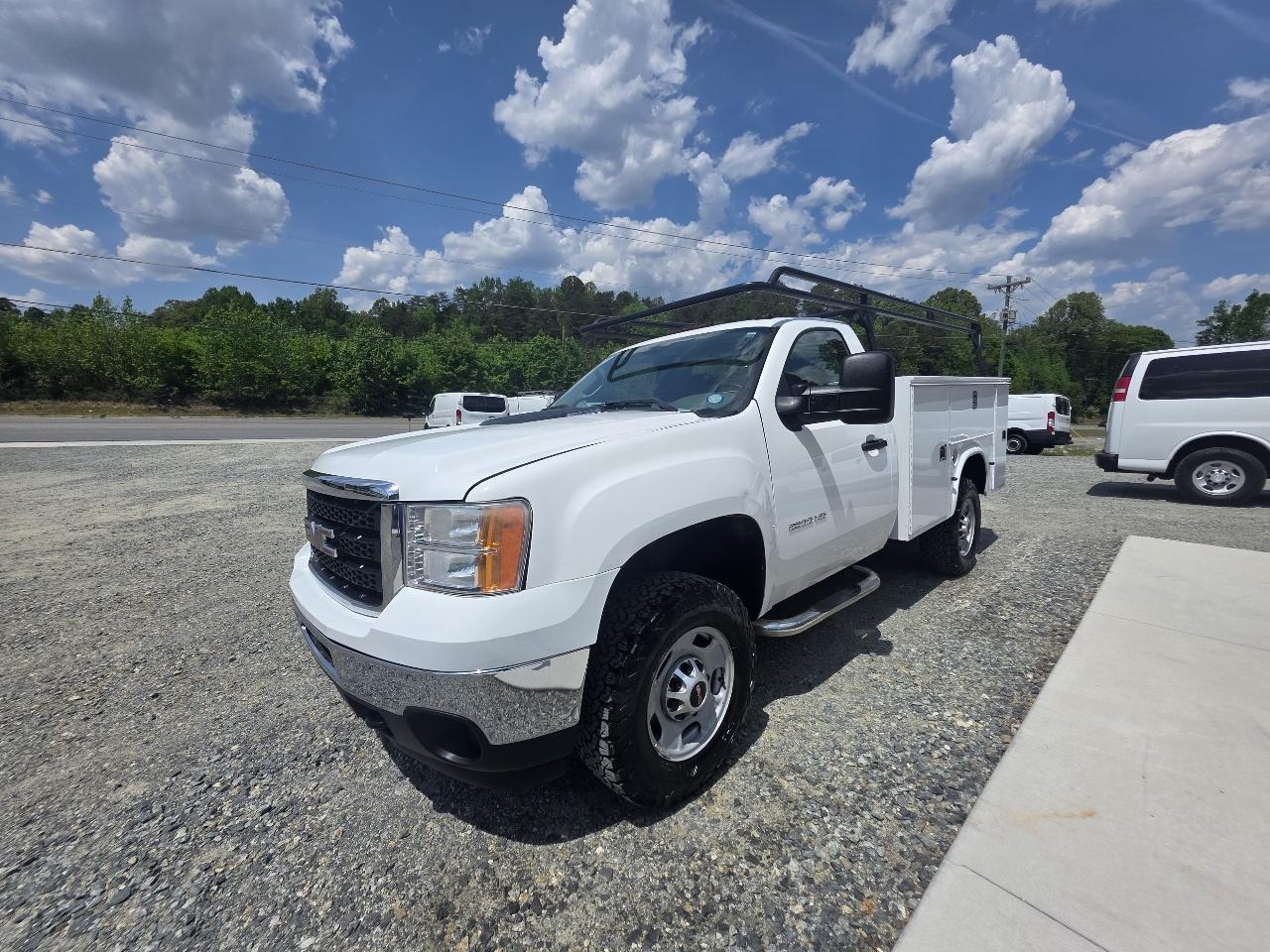 GMC Sierra 2500HD 2WD Reg Cab 133" Work Truck 2012