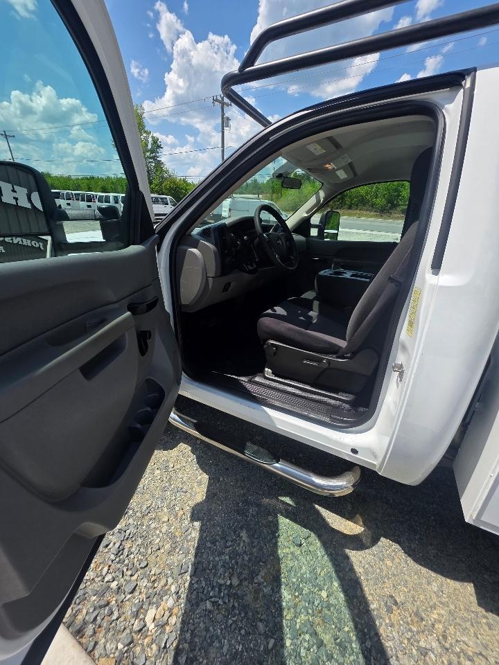 GMC Sierra 2500HD 2WD Reg Cab 133" Work Truck 2012