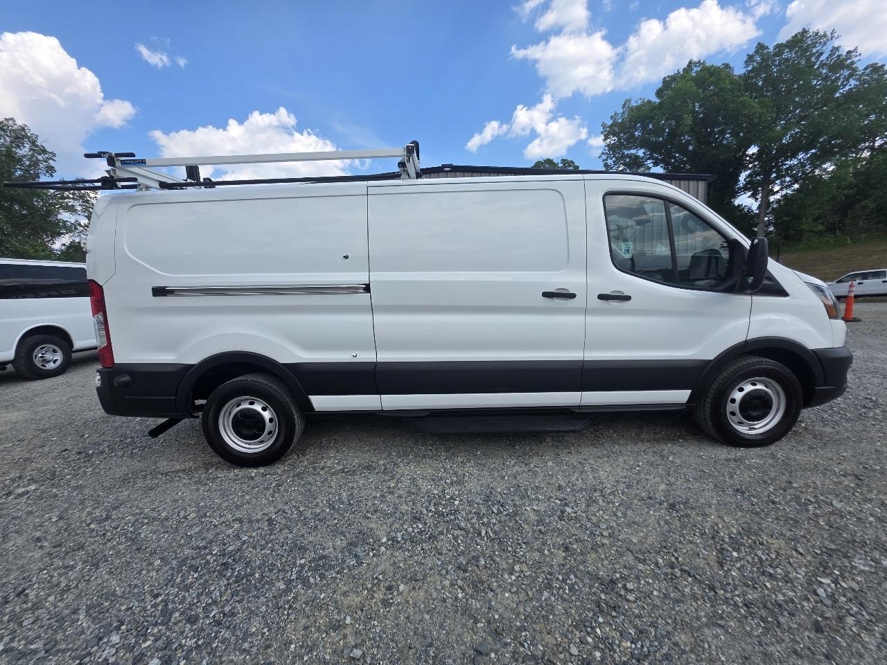 Ford Transit 150 Van Low Roof w/Sliding Pass. 130-in. WB 2020