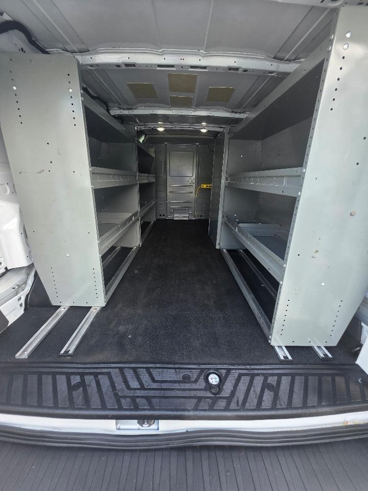 Ford Transit 150 Van Low Roof w/Sliding Pass. 130-in. WB 2020