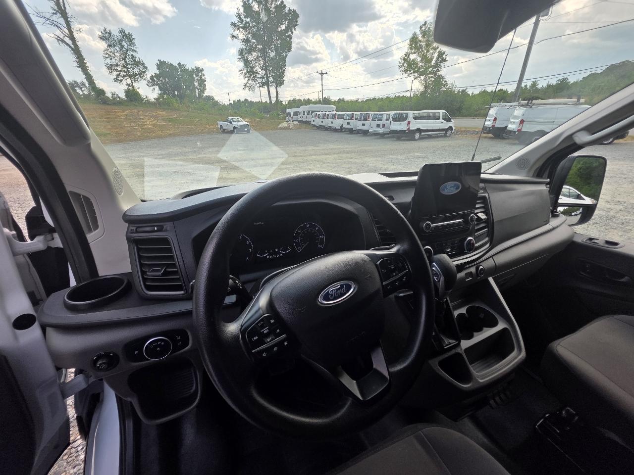 Ford Transit 150 Van Low Roof w/Sliding Pass. 130-in. WB 2020