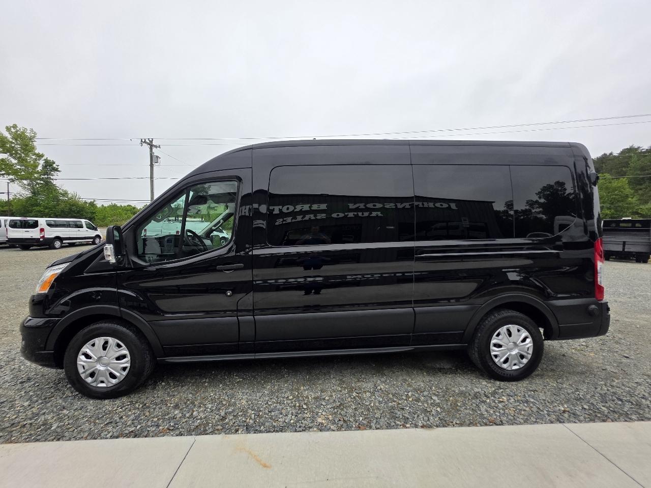 Ford Transit 350 Wagon Med. Roof XL w/Sliding Pass. 148-in. WB 2020