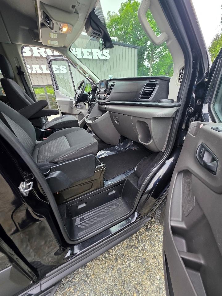 Ford Transit 350 Wagon Med. Roof XL w/Sliding Pass. 148-in. WB 2020