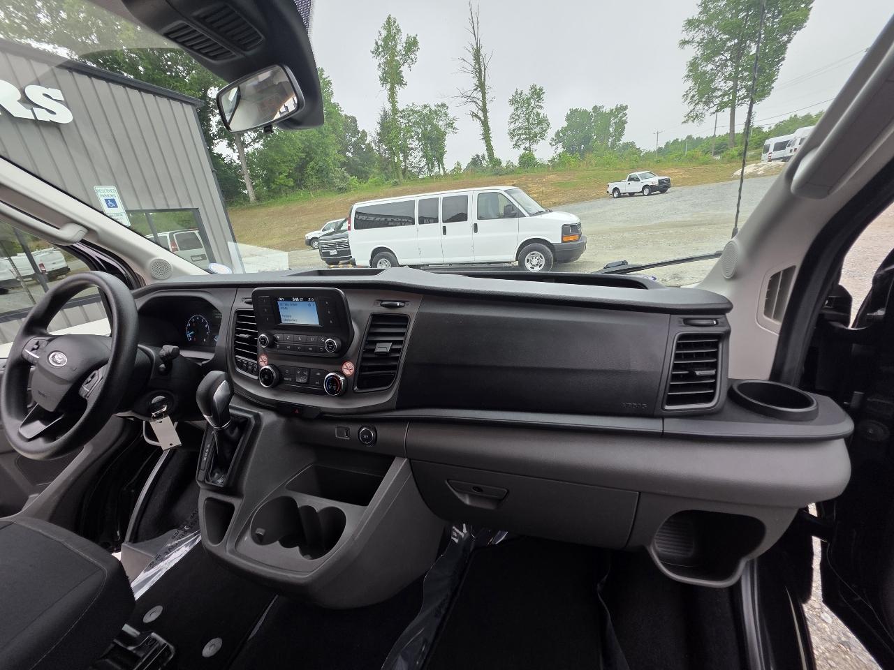 Ford Transit 350 Wagon Med. Roof XL w/Sliding Pass. 148-in. WB 2020