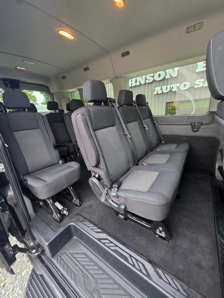 Ford Transit 350 Wagon Med. Roof XL w/Sliding Pass. 148-in. WB 2020