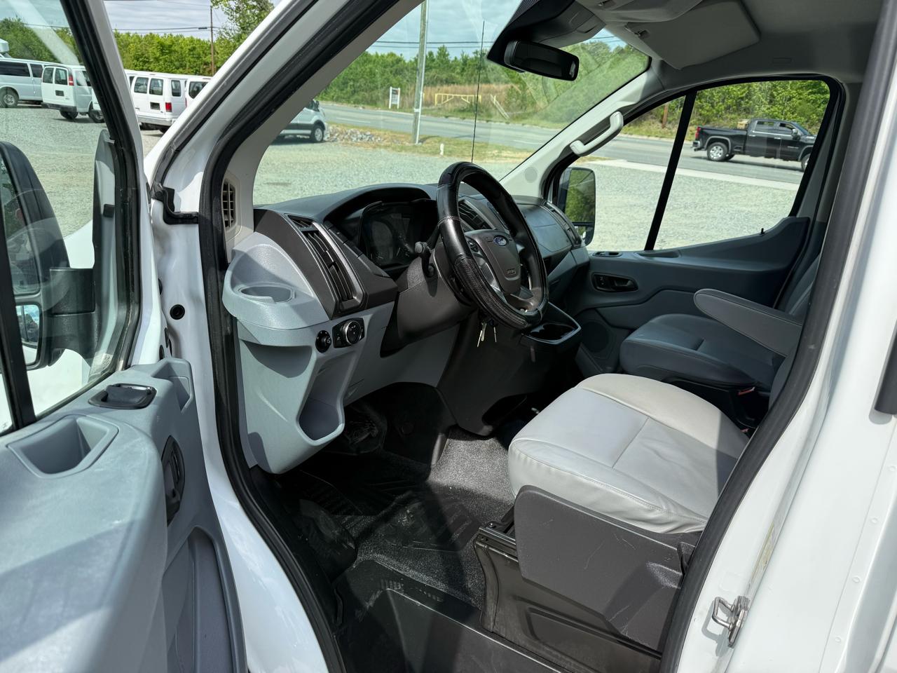Ford Transit 250 Van Low Roof 60/40 Pass. 148-in. WB 2016