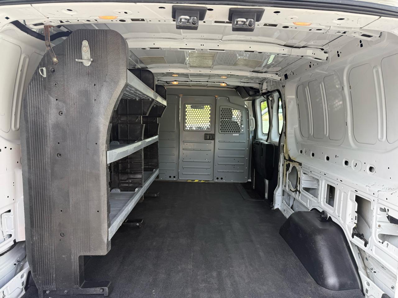 Ford Transit 250 Van Low Roof 60/40 Pass. 148-in. WB 2016