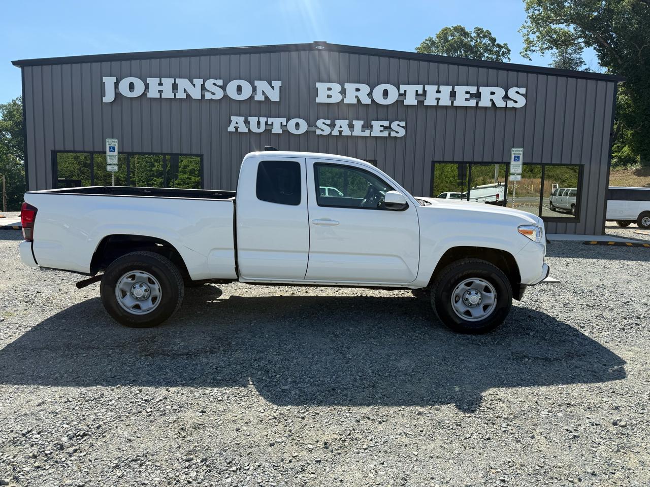 Toyota Tacoma SR5 Access Cab I4 6AT 2WD 2022