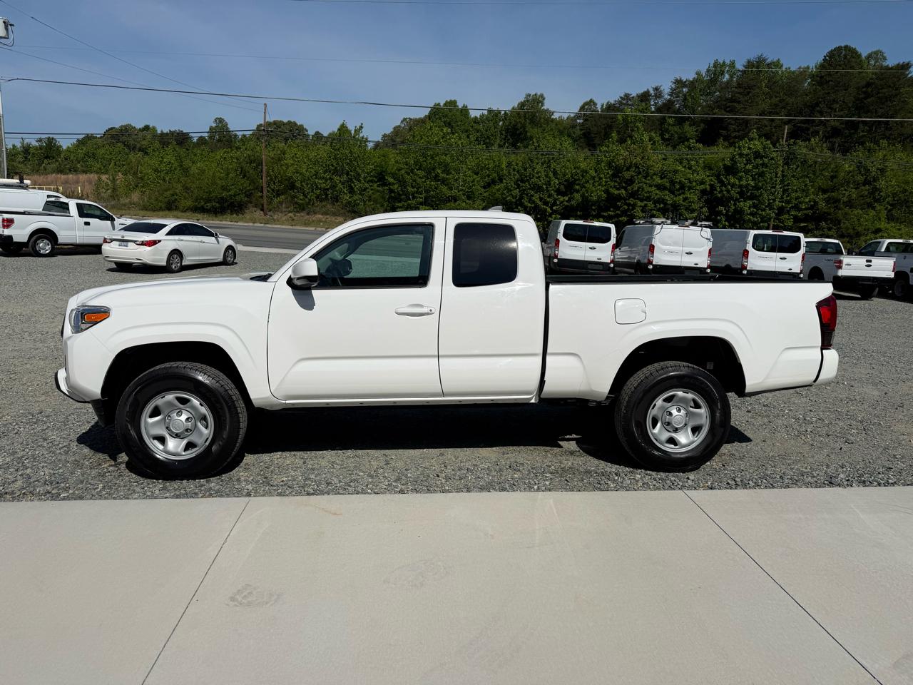 Toyota Tacoma SR5 Access Cab I4 6AT 2WD 2022