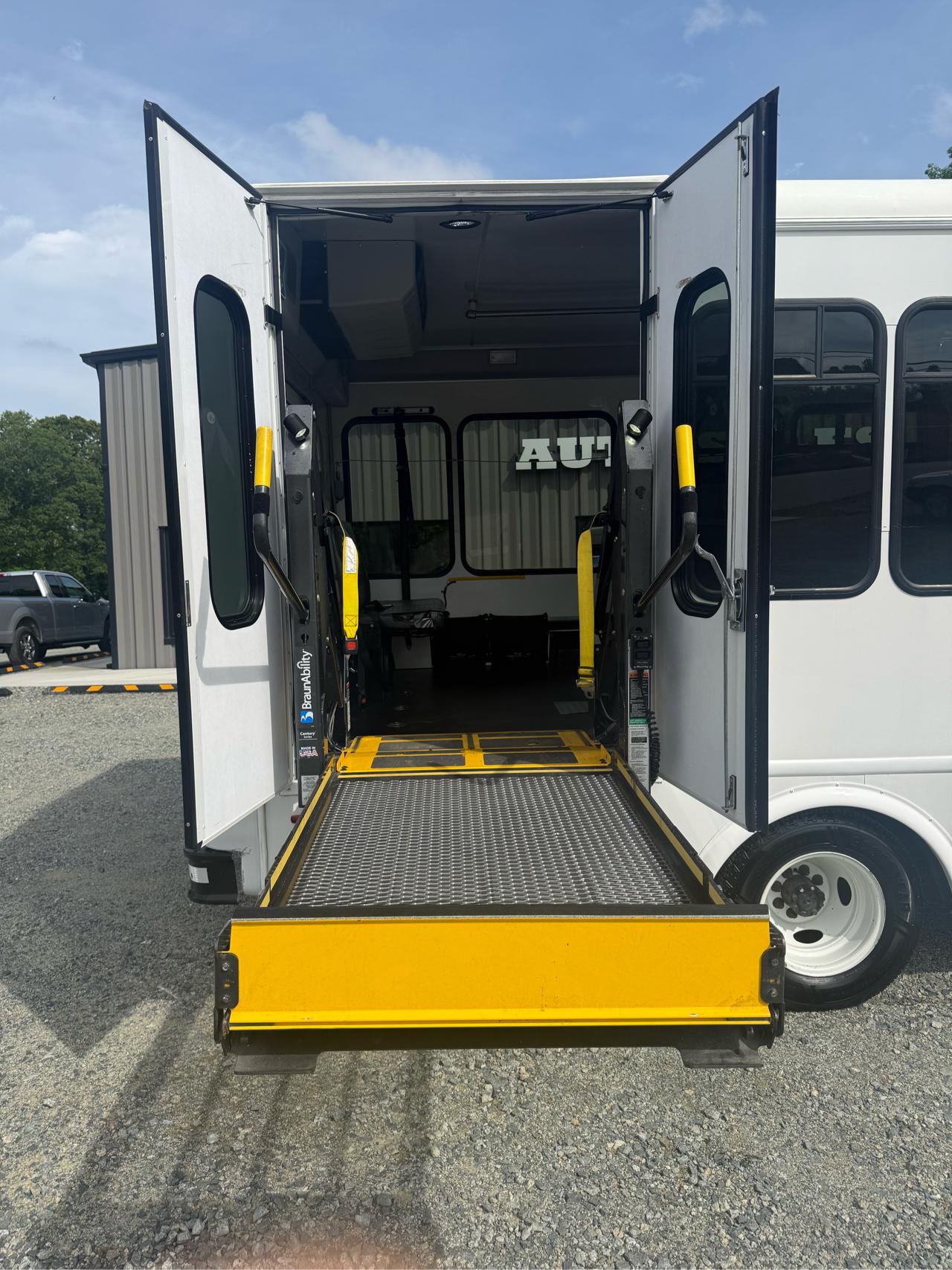 Ford Econoline E350 2018