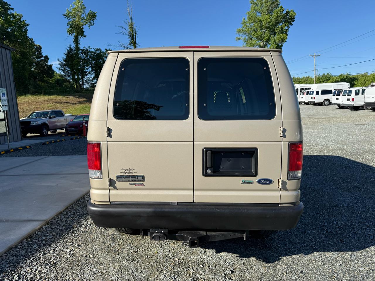 Ford Econoline E-250 2014