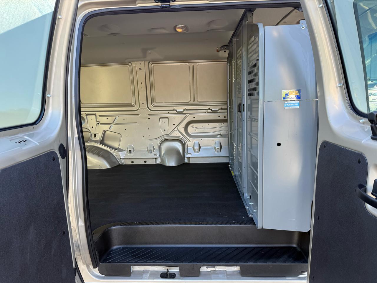 Ford Econoline E-250 2014