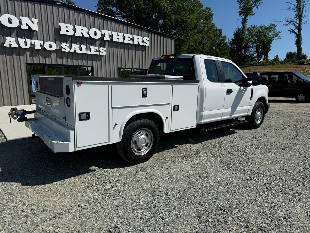 Ford F-250 SD XL SuperCab Long Bed 2WD 2017
