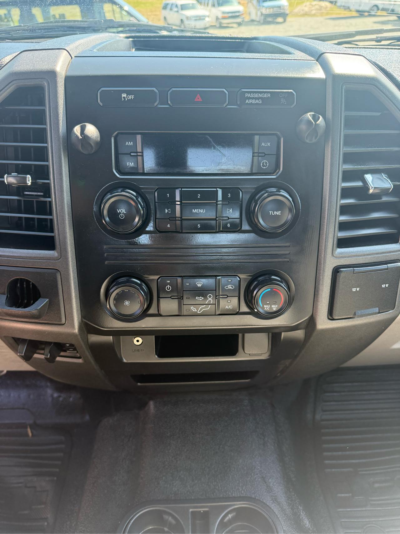 Ford F-250 SD XL SuperCab Long Bed 2WD 2017