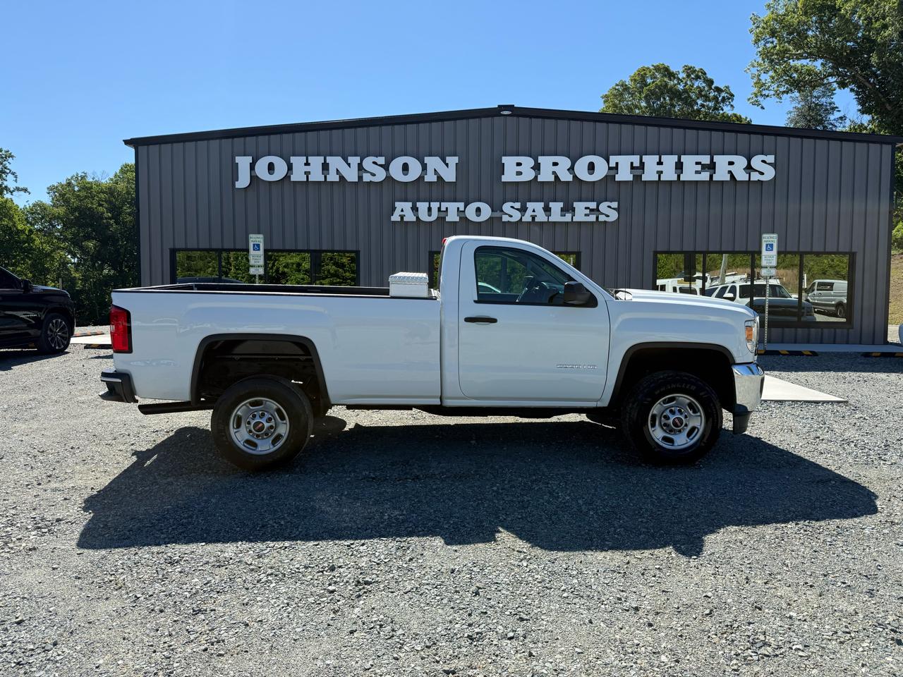GMC Sierra 2500HD Base Long Box 2WD 2015