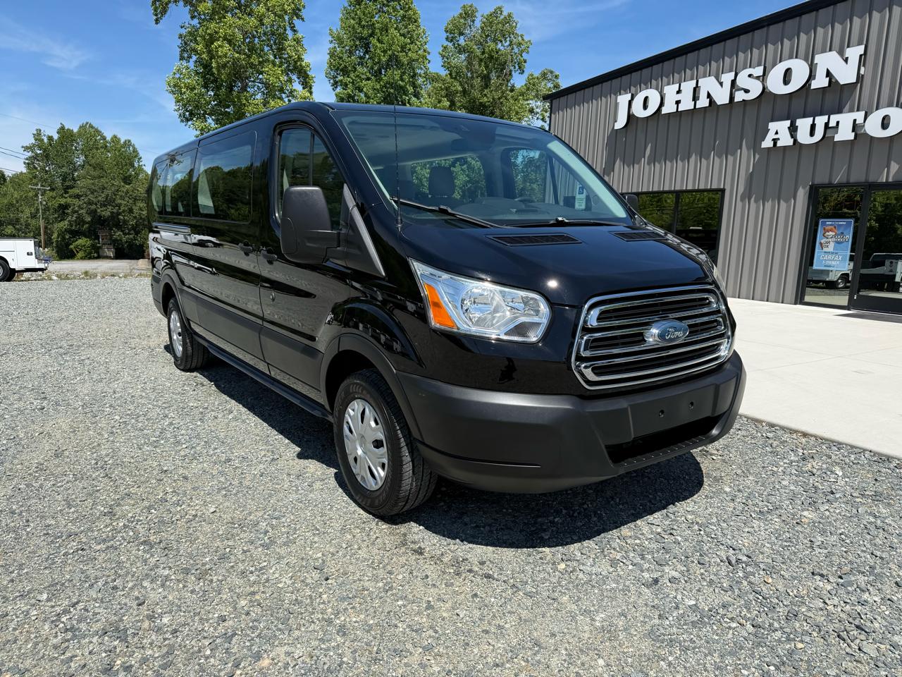 Ford Transit 350 Wagon Low Roof XLT w/Sliding Pass. 148-in. WB 2019