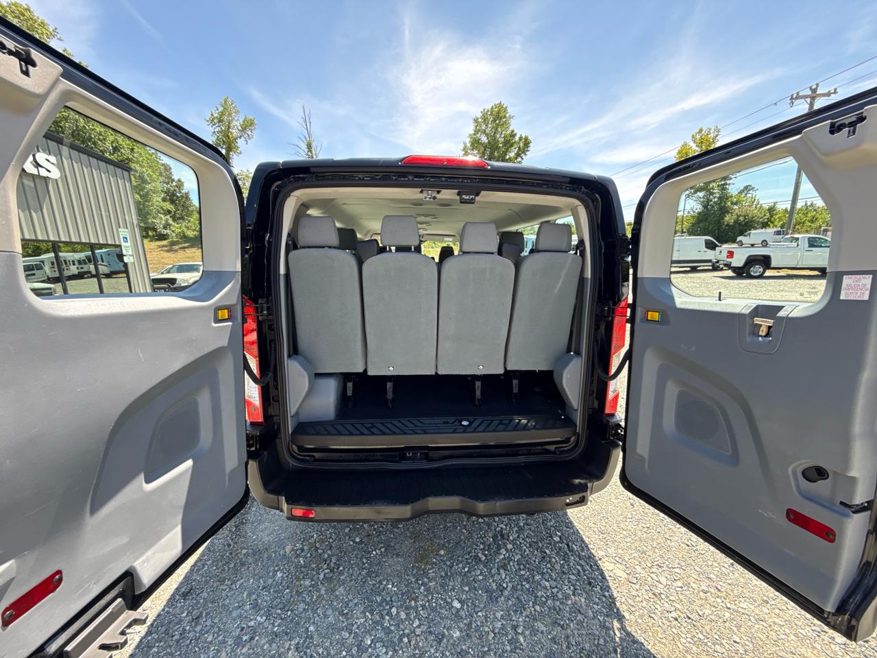 Ford Transit 350 Wagon Low Roof XLT w/Sliding Pass. 148-in. WB 2019