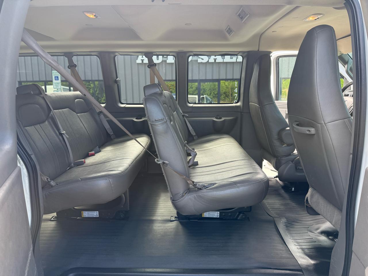 Chevrolet Express LS 3500 Extended 2017