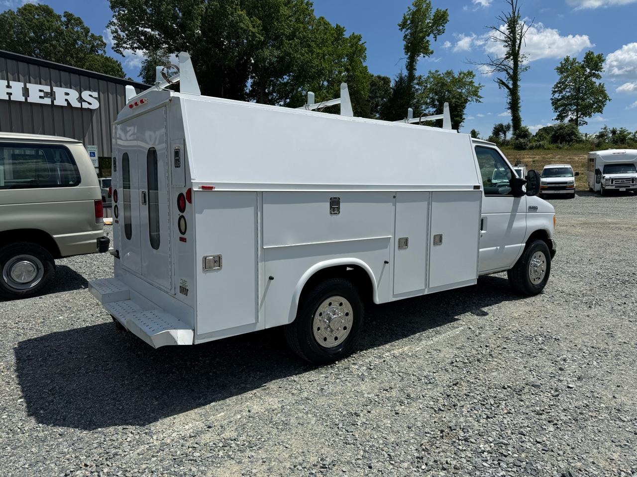 Ford Econoline E-350 Super Duty 2006