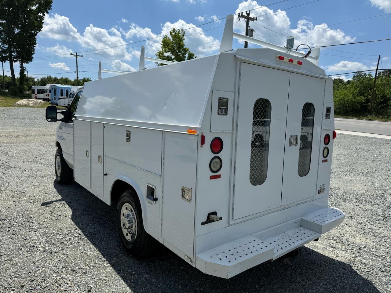 Ford Econoline E-350 Super Duty 2006