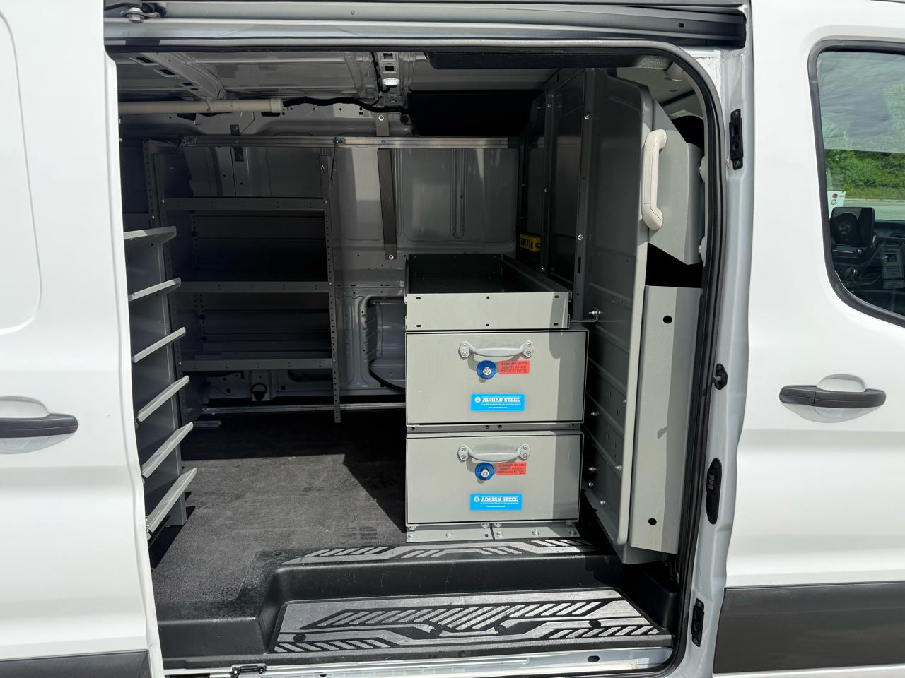 Ford Transit 150 Van Low Roof w/Sliding Pass. 130-in. WB 2020