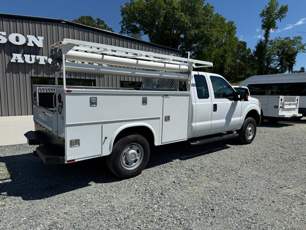 Ford F-250 SD XL SuperCab Long Bed 4WD 2014