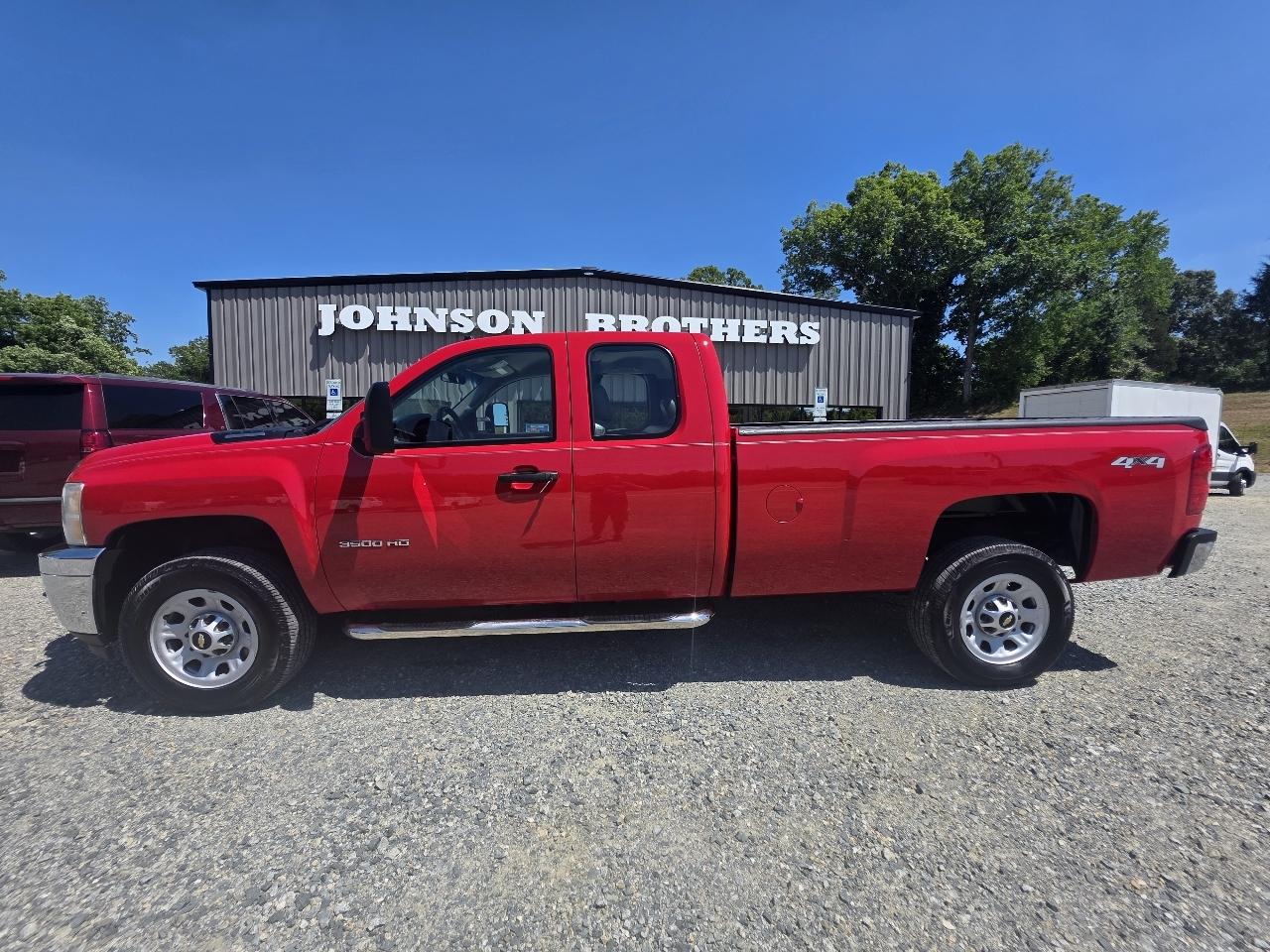 Chevrolet Silverado 3500HD 4WD Double Cab 162" Work Truck 2011