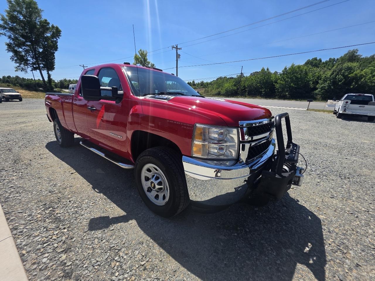 Chevrolet Silverado 3500HD 4WD Double Cab 162" Work Truck 2011