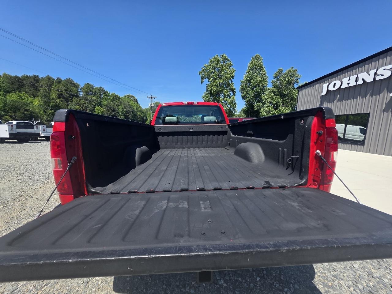 Chevrolet Silverado 3500HD 4WD Double Cab 162" Work Truck 2011