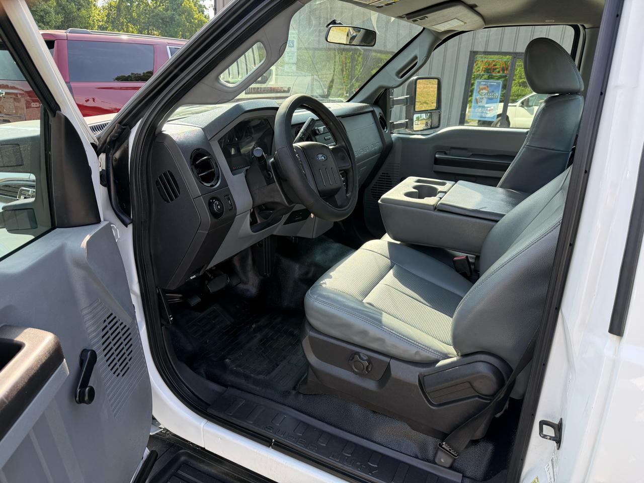 Ford F-250 SD XLT 2WD 2016
