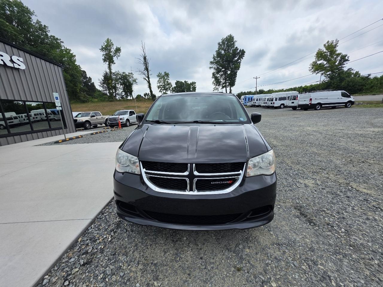Dodge Grand Caravan Express 2011